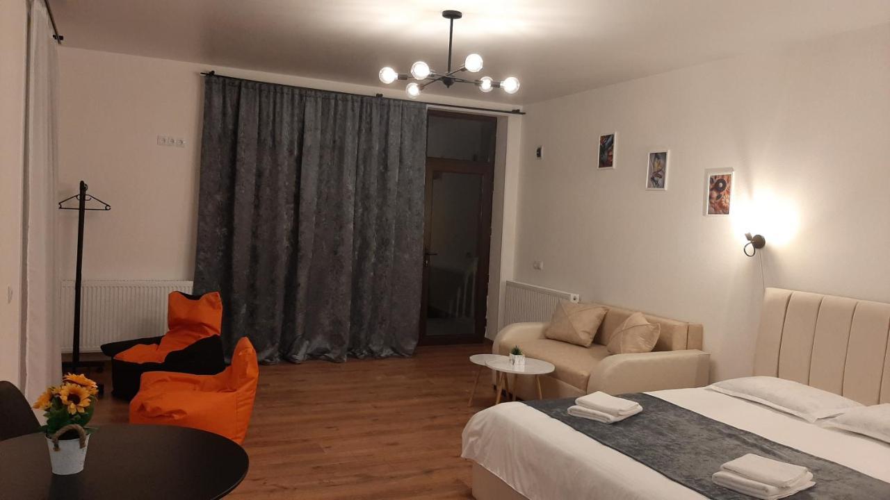 Hotel Terkhena Stepancminda Exteriér fotografie